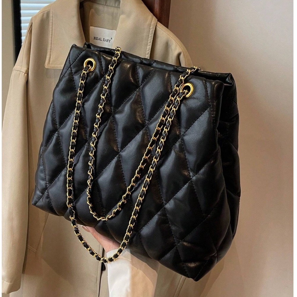 Luxe Black Vegan Leather Quilted Gold Tone chain Large Shoulder Bag - Picture 2 of 7